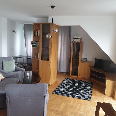 Fit Apartment Burgas Exterior photo